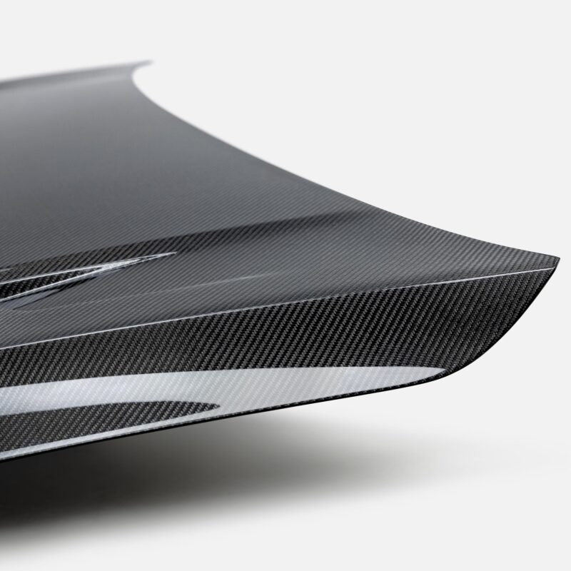 Seibon 22-23 Volkswagen Golf GTI/R TM-Style Carbon Fiber Hood