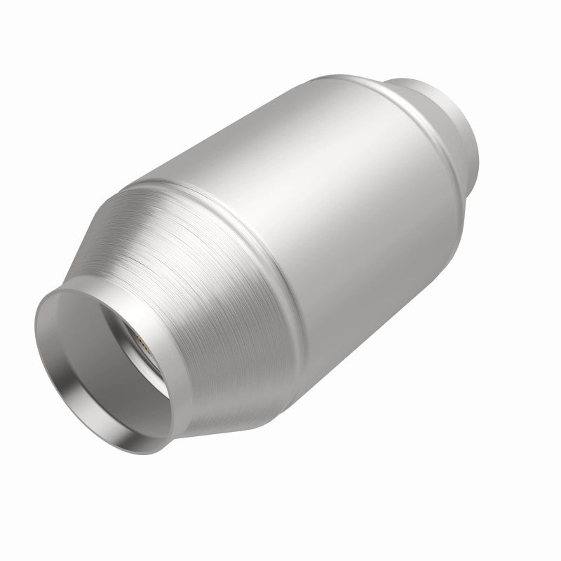 MagnaFlow Conv Universal 2.50 inch C/C CA Pre-OBDII