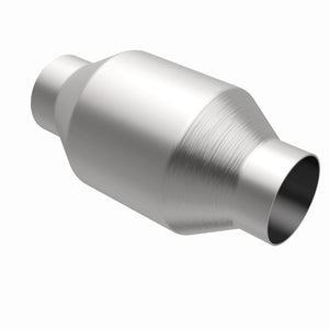 MagnaFlow Conv Univ 2.50inch C/C Met.