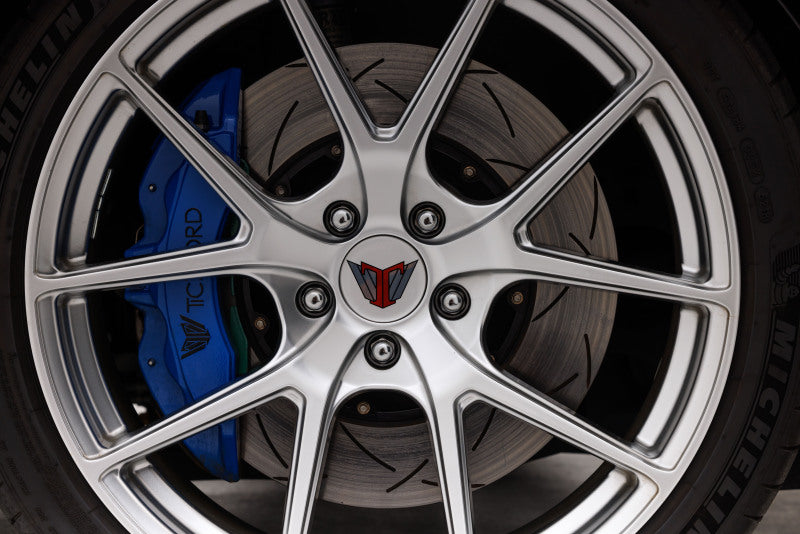 DBA 2015 Nissan GT-R Front Left 5000 Series Drilled Ring w/NAS Nuts