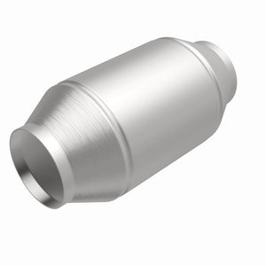 MagnaFlow Conv Universal 2.50 inch C/C CA Pre-OBDII