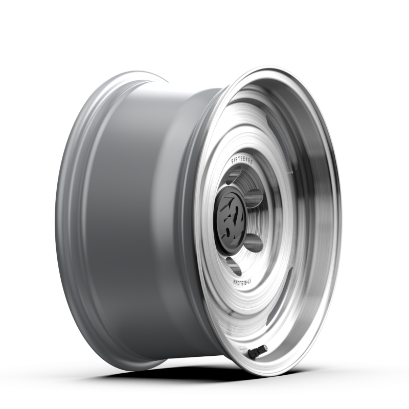 fifteen52 Analog HD 17x8 / 6x139.7 BP / 25mm ET / 106.2mm CB / 5.5in BS / Machined Clear Wheel