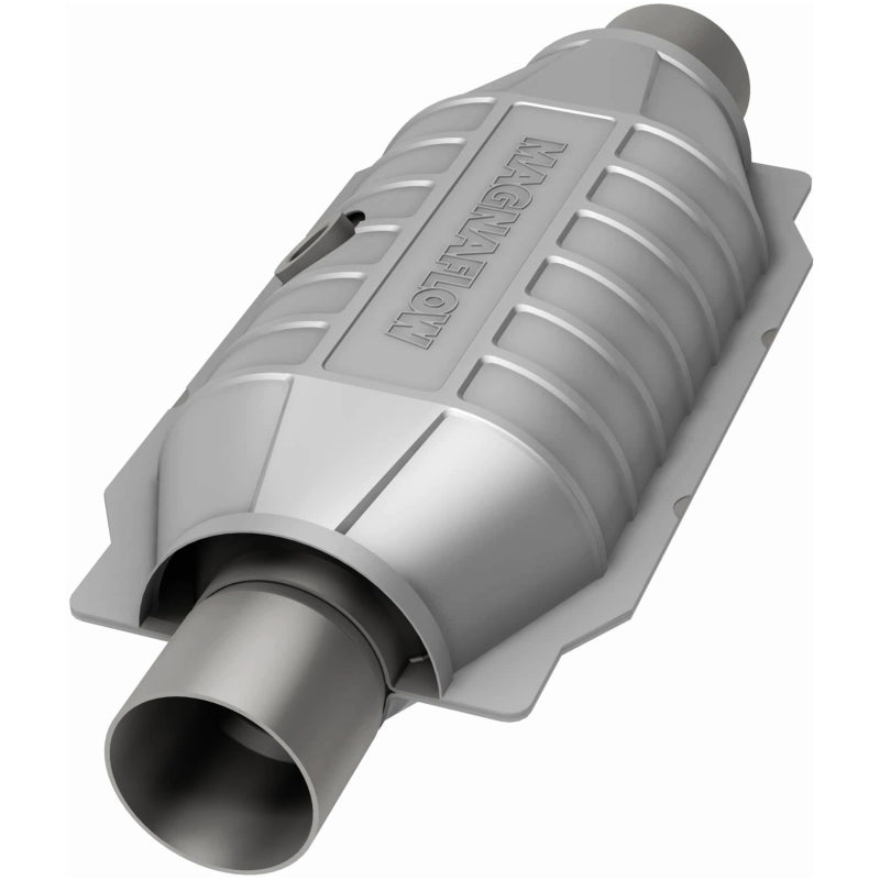 Magnaflow Conv Univ 2.50 Mid O2 Rear