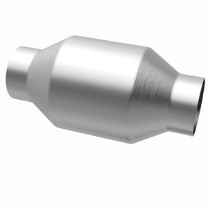 MagnaFlow Conv Univ 2.50inch C/C Met.