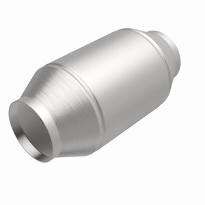 MagnaFlow Conv Universal 2.50 inch C/C CA Pre-OBDII