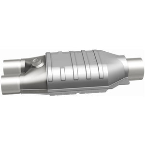 MagnaFlow Conv Universal 2.5 inch/2 inch S/D PC2 Rear
