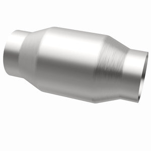 MagnaFlow Conv Univ 2.75inch C/C Met.