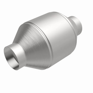 MagnaFlow Conv Univ 2.25in Inlet/Outlet Center/Center Round 3in Body L x 5in W x 8.75in Overall L
