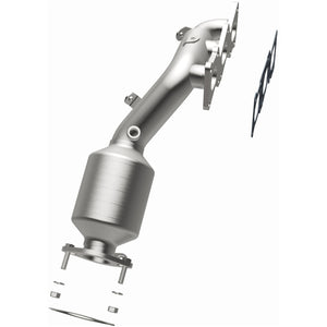 MagnaFlow OEM Grade Federal / EPA Compliant Manif Catalytic Converter 09-11 Hyundai Genesis V6 3.8L
