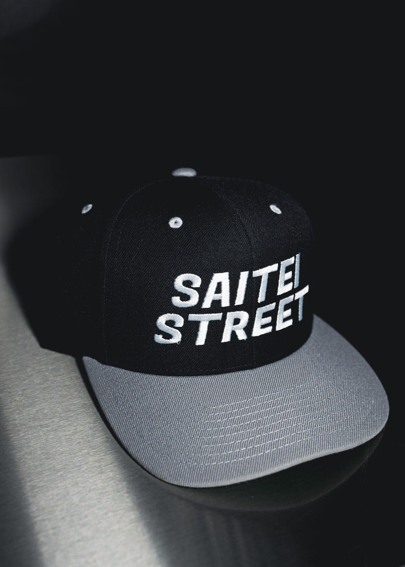 CLASSIC LOGO SNAPBACK - BLK/GRY