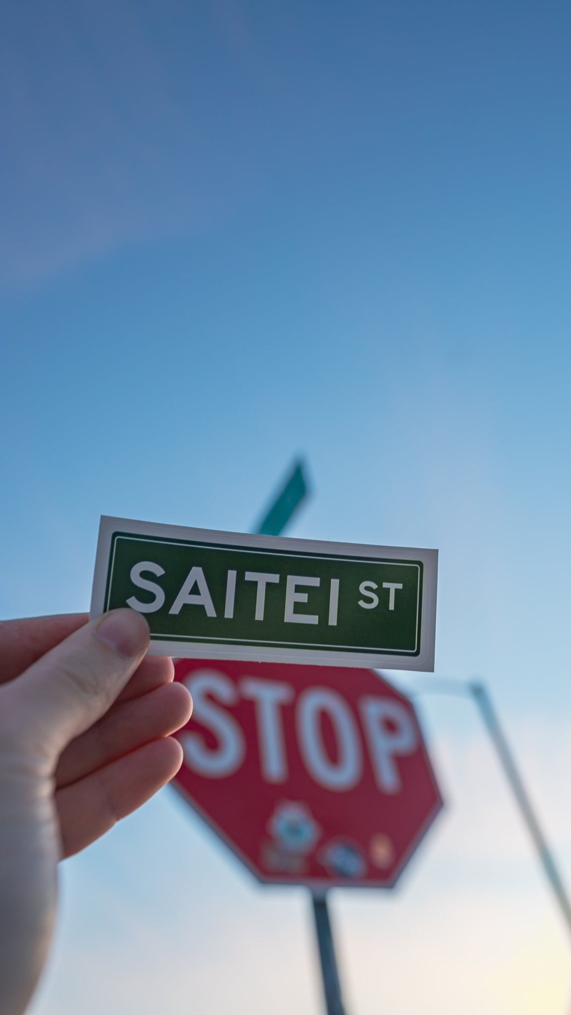 SIGNAGE STICKER